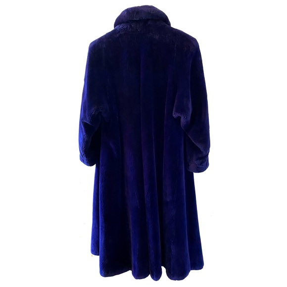 Regency Furs Sheared Beaver Swing Coat - Picture 2 of 5